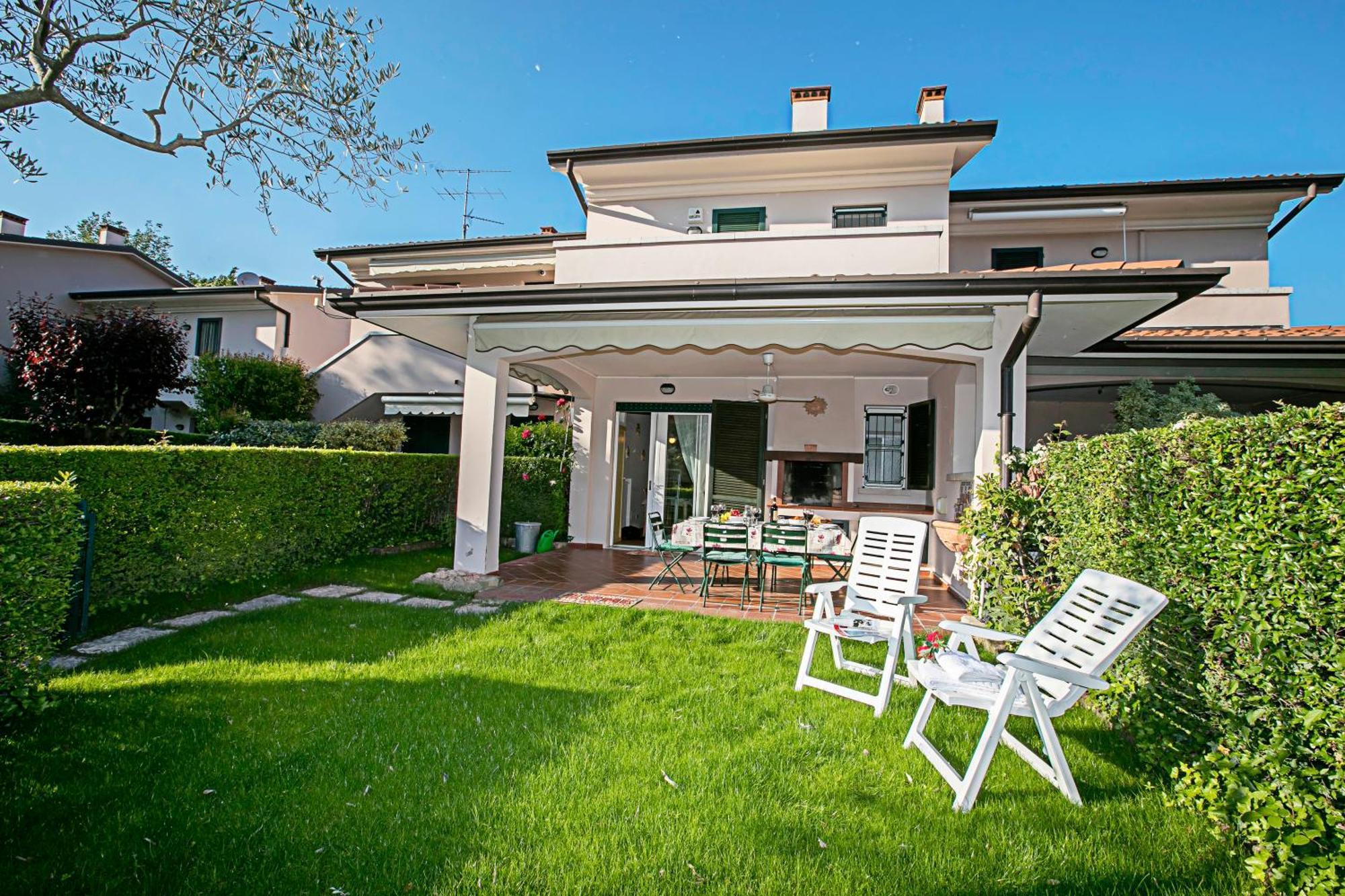 Сasa de vacaciones Casa Prais With Pool - Happy Padenghe sul Garda